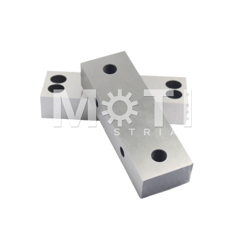 Khuôn cắt thanh cái