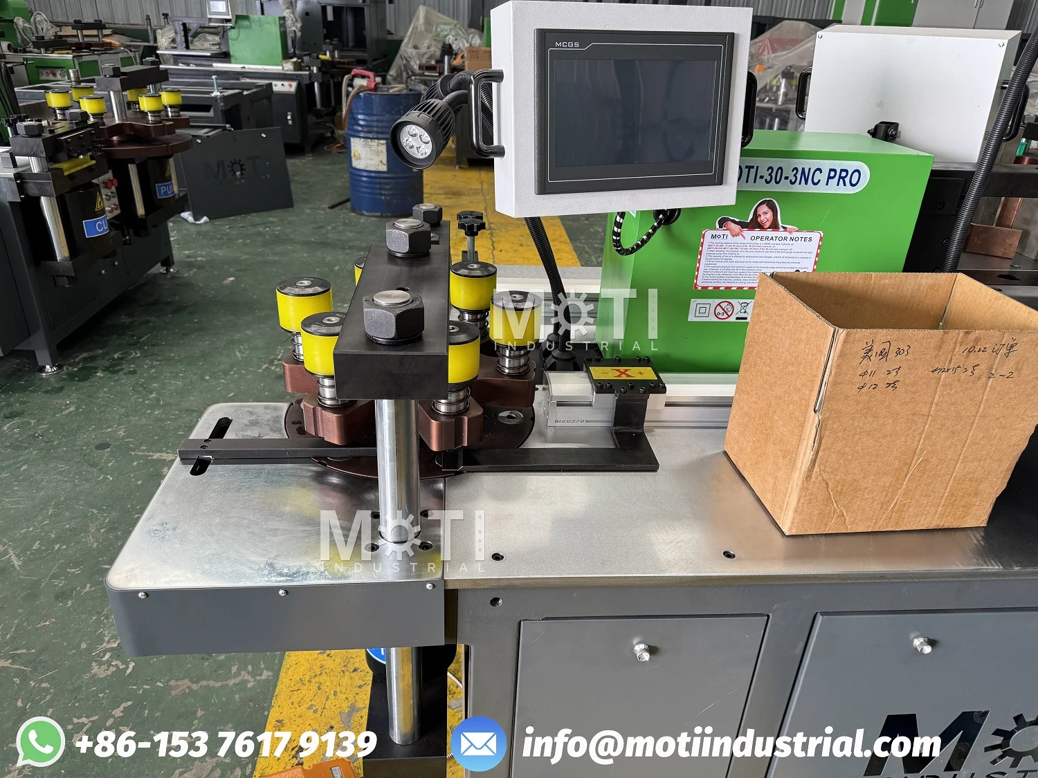 Automatic CNC Servo Busbar Punching Machine MOTI-30-3NC PRO 20251114_1500.webp