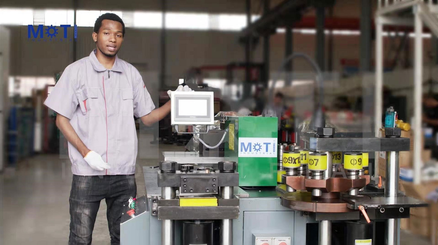 Como escolher a máquina apropriada para a fabricação de barramentos 